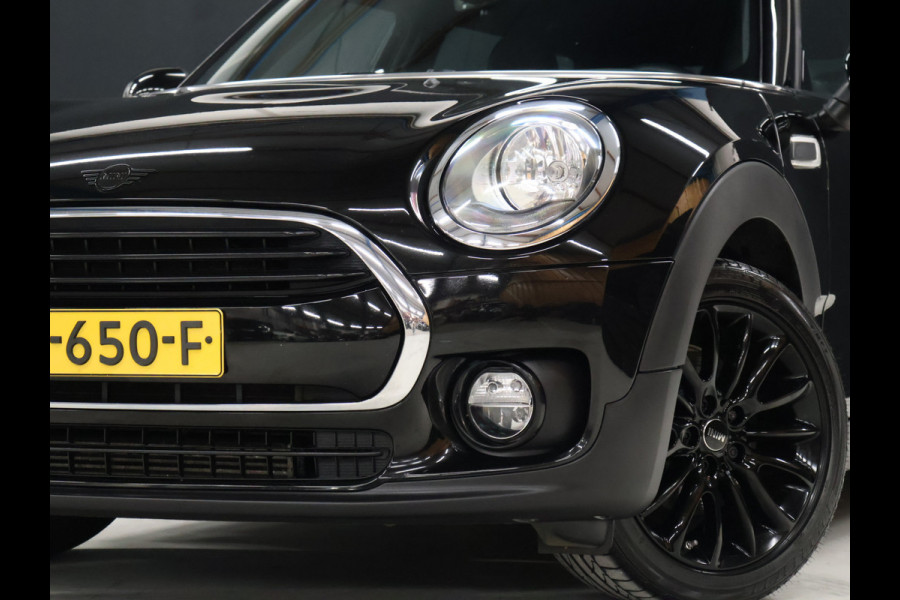 MINI Clubman 1.5 Cooper Salt Business [JWC INTERIEUR, NAVIGATIE, BLUETOOTH, HEAD-UP DISPLAY, CRUISE CONTROL, NIEUWSTAAT]