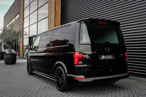 Volkswagen Transporter 2.0 TDI L2H1 30 DC BULLI 150PK DUBBEL CABINE / LEDEREN BEKLEDING / PDC / VERLAGINGSVEREN / APPLE CARPLAY /