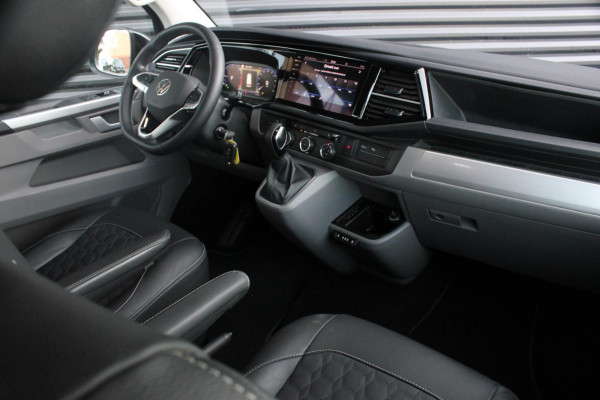 Volkswagen Transporter 2.0 TDI L2H1 30 DC BULLI 150PK DUBBEL CABINE / LEDEREN BEKLEDING / PDC / VERLAGINGSVEREN / APPLE CARPLAY /