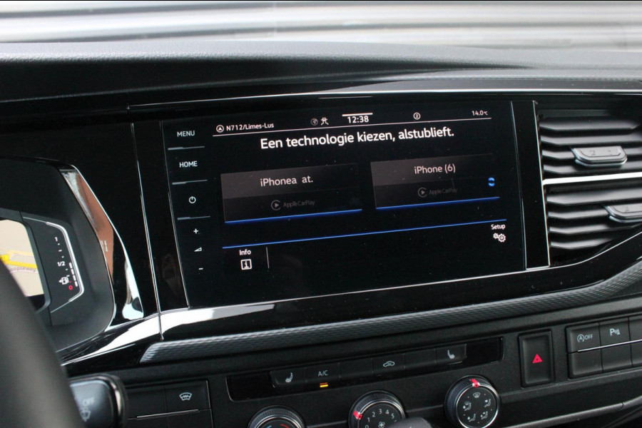 Volkswagen Transporter 2.0 TDI L2H1 30 DC BULLI 150PK DUBBEL CABINE / LEDEREN BEKLEDING / PDC / VERLAGINGSVEREN / APPLE CARPLAY /