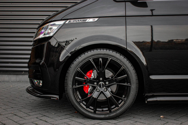 Volkswagen Transporter 2.0 TDI L2H1 30 DC BULLI 150PK DUBBEL CABINE / LEDEREN BEKLEDING / PDC / VERLAGINGSVEREN / APPLE CARPLAY /