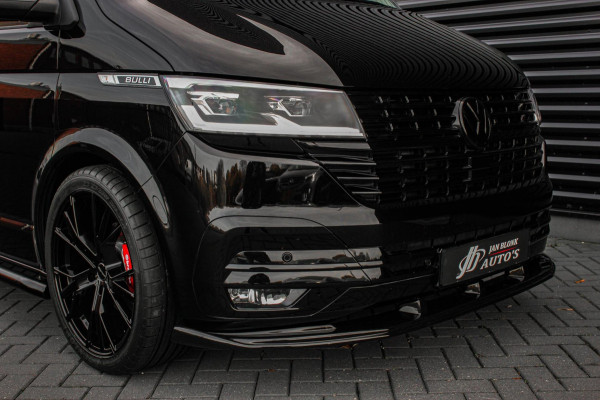 Volkswagen Transporter 2.0 TDI L2H1 30 DC BULLI 150PK DUBBEL CABINE / LEDEREN BEKLEDING / PDC / VERLAGINGSVEREN / APPLE CARPLAY /