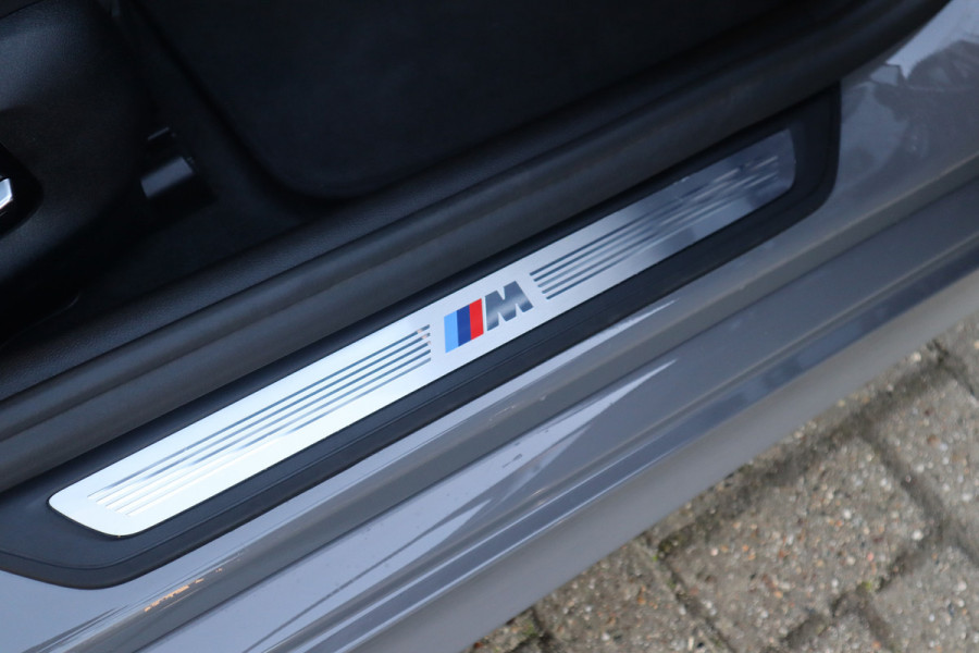 BMW 5 Serie Touring 530i High Executive M-Sport 20inch / Bernina Grau / Pano / Camera / Laser