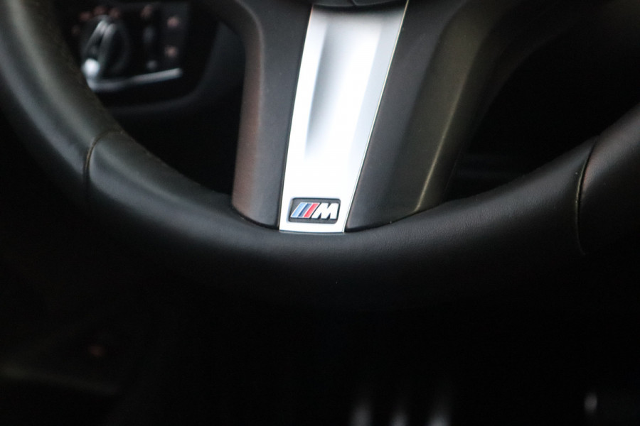 BMW 5 Serie Touring 530i High Executive M-Sport 20inch / Bernina Grau / Pano / Camera / Laser