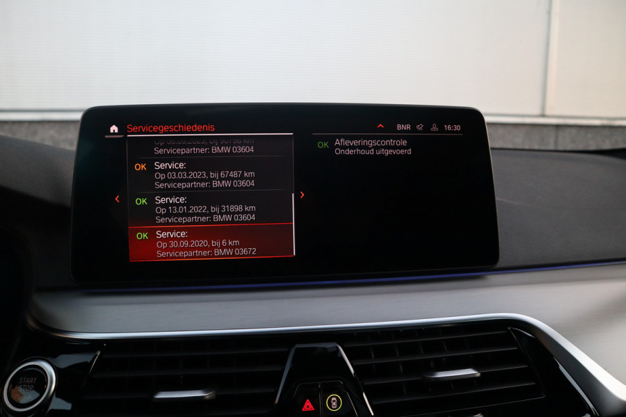 BMW 5 Serie Touring 530i High Executive M-Sport 20inch / Bernina Grau / Pano / Camera / Laser