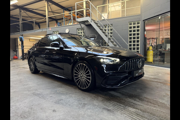 Mercedes-Benz C-Klasse 200 AMG PANO-CARBON-TREKHAAK