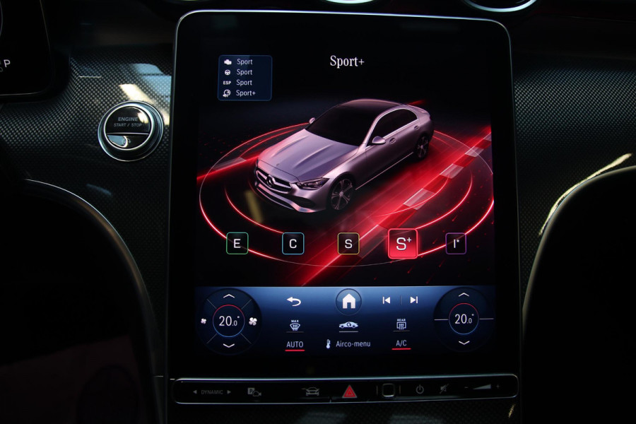 Mercedes-Benz C-Klasse 200 AMG PANO-CARBON-TREKHAAK