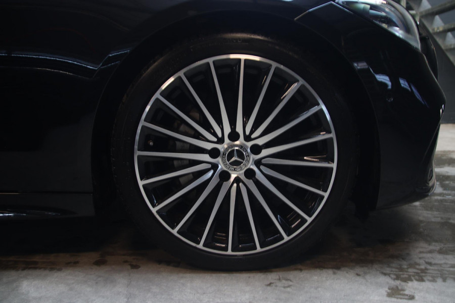 Mercedes-Benz C-Klasse 200 AMG PANO-CARBON-TREKHAAK