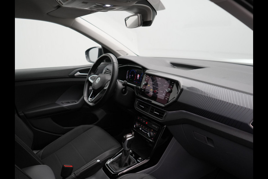 Volkswagen T-Cross 1.0 TSI Style Automaat 116pk | Adaptive Cruise | Apple Carplay | Blis | Keyless | Sportstoelen Verwarmd | Lane Assist | Navigatie | Virtual | DAB | 18"L.M |