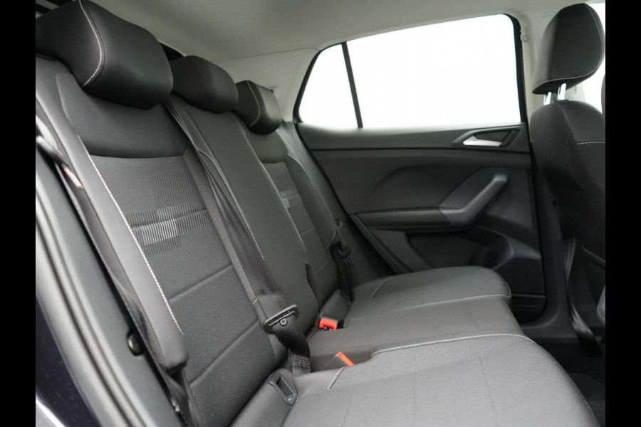 Volkswagen T-Cross 1.0 TSI Style Automaat 116pk | Adaptive Cruise | Apple Carplay | Blis | Keyless | Sportstoelen Verwarmd | Lane Assist | Navigatie | Virtual | DAB | 18"L.M |
