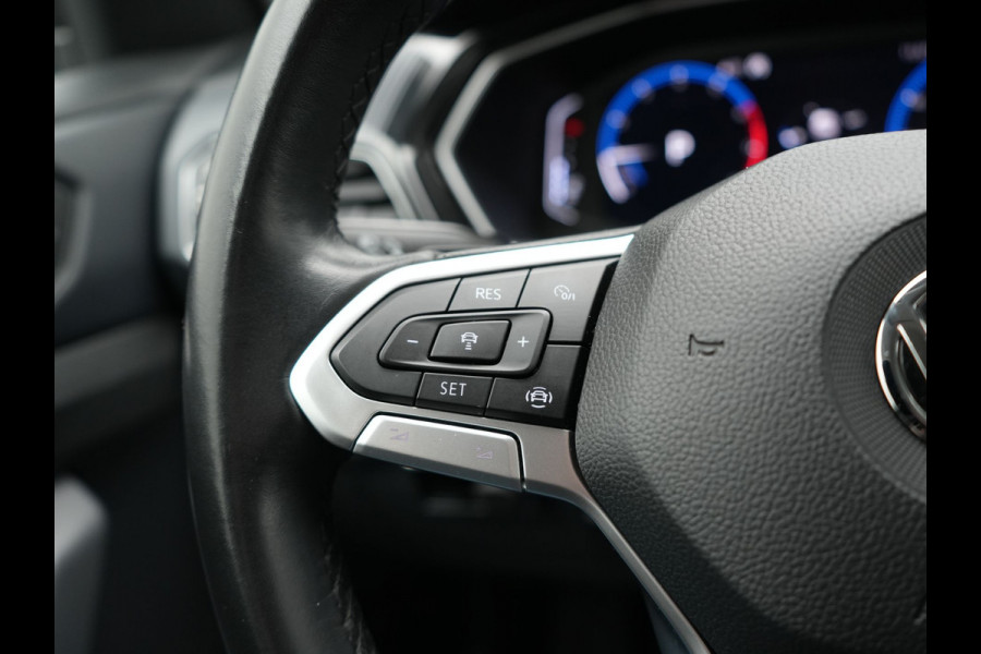 Volkswagen T-Cross 1.0 TSI Style Automaat 116pk | Adaptive Cruise | Apple Carplay | Blis | Keyless | Sportstoelen Verwarmd | Lane Assist | Navigatie | Virtual | DAB | 18"L.M |