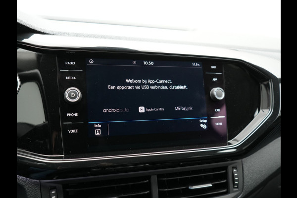 Volkswagen T-Cross 1.0 TSI Style Automaat 116pk | Adaptive Cruise | Apple Carplay | Blis | Keyless | Sportstoelen Verwarmd | Lane Assist | Navigatie | Virtual | DAB | 18"L.M |
