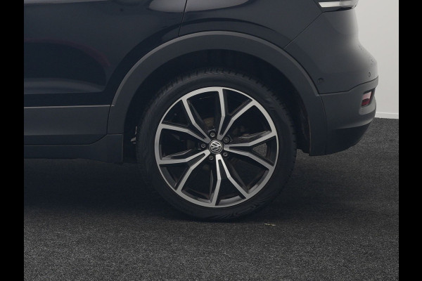 Volkswagen T-Cross 1.0 TSI Style Automaat 116pk | Adaptive Cruise | Apple Carplay | Blis | Keyless | Sportstoelen Verwarmd | Lane Assist | Navigatie | Virtual | DAB | 18"L.M |