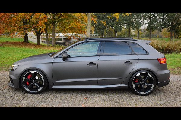 Audi A3 Sportback 2.5 TFSI RS 3 quattro*Pano*Rs-Seats*530PK*Mat Grey*VOL*