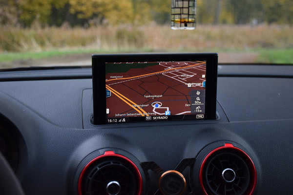 Audi A3 Sportback 2.5 TFSI RS 3 quattro*Pano*Rs-Seats*530PK*Mat Grey*VOL*