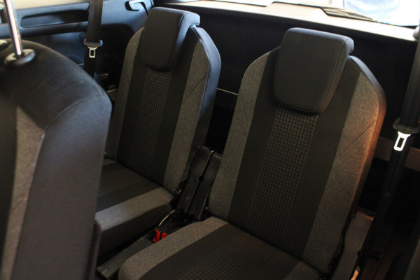 Peugeot 5008 1.2 PureTech Active Pack Business