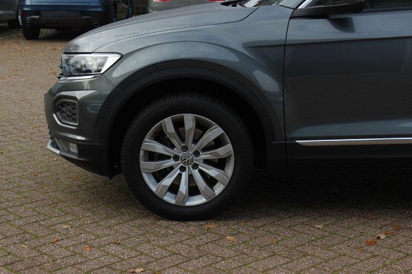 Volkswagen T-Roc 2.0 TSI 4Motion Sport / Trekhaak / Camera / Virtual Cockpit / CarPlay / 17'' / Stoelverwarming / DAB / ACC / Elektr. achterklep