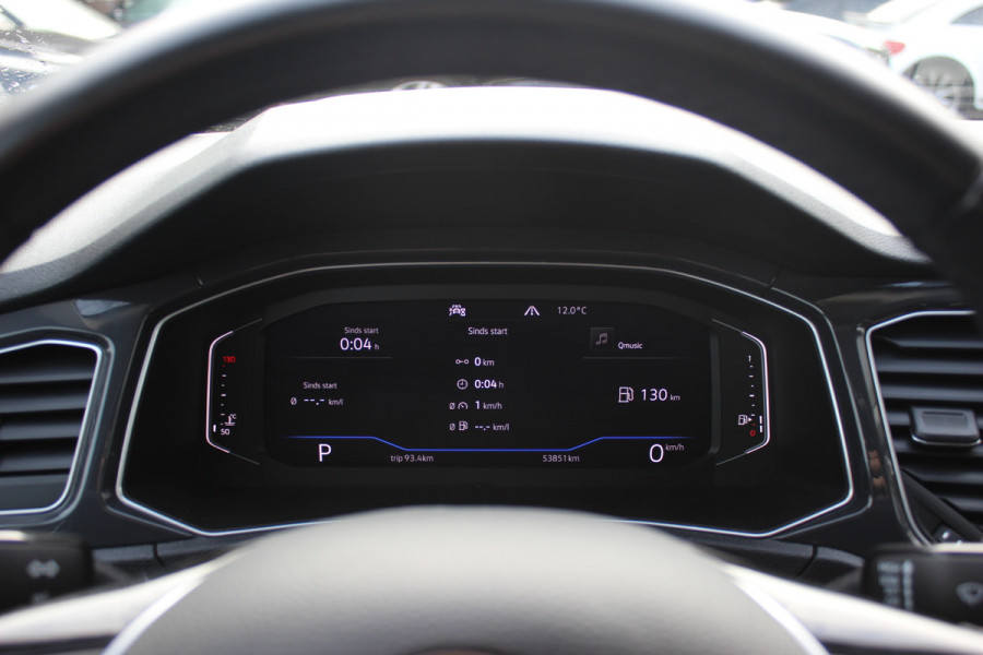 Volkswagen T-Roc 2.0 TSI 4Motion Sport / Trekhaak / Camera / Virtual Cockpit / CarPlay / 17'' / Stoelverwarming / DAB / ACC / Elektr. achterklep