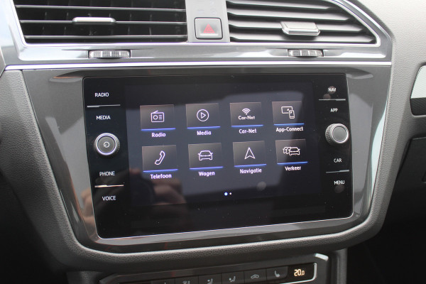 Volkswagen Tiguan Allspace 1.5 TSI Highline Business R-line / Trekhaak / Panoramadak / 360Camera / Leder / Keyless / 20'' / CarPlay / Stoelverwarming / DAB / Dodehoek / ACC