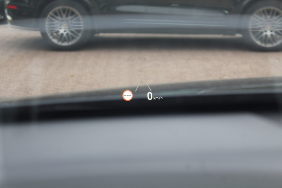 Hyundai Kona EV Premium 64 kWh / SoH 88.6% / Camera / Leder / Head-up / 18'' / Navigatie / Stuur+Stoelverwarming / Keyless / KRELL Audio / DAB / ACC