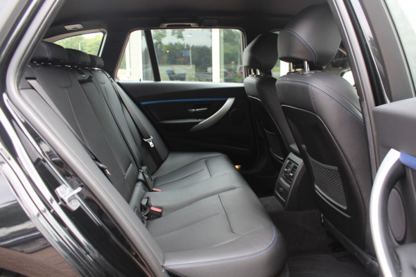 BMW 3-serie 320i Edition M Sport / Trekhaak / Leder / Navigatie / 18'' / Stoelverwarming / Cruise Control