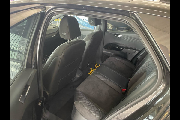 Volkswagen ID.3 First Max 58 kWh / Full option! / Panoramadak / Camera / Head-up / Keyless / 20'' / ACC / Dodehoek / Elektr. stoelen / Massage / Navigatie / Stuurverwarming