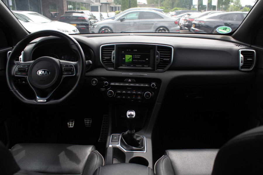 Kia Sportage 1.6 GDI DynamicLine / Camera / Leder / Navigatie / 17'' / Stoelverwarming / DAB / Cruise Control