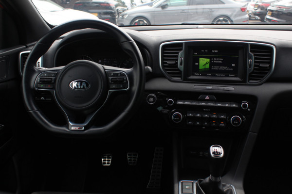 Kia Sportage 1.6 GDI DynamicLine / Camera / Leder / Navigatie / 17'' / Stoelverwarming / DAB / Cruise Control