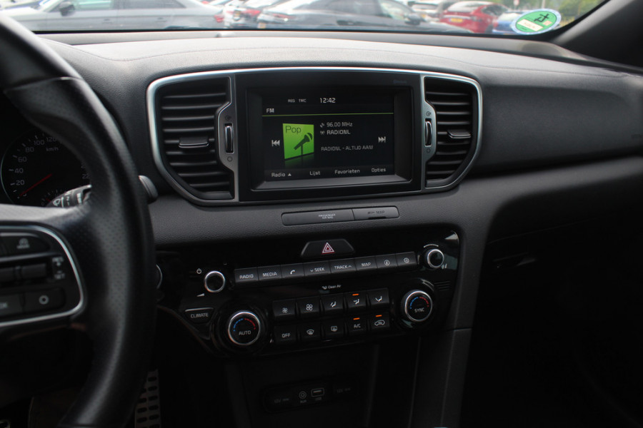 Kia Sportage 1.6 GDI DynamicLine / Camera / Leder / Navigatie / 17'' / Stoelverwarming / DAB / Cruise Control