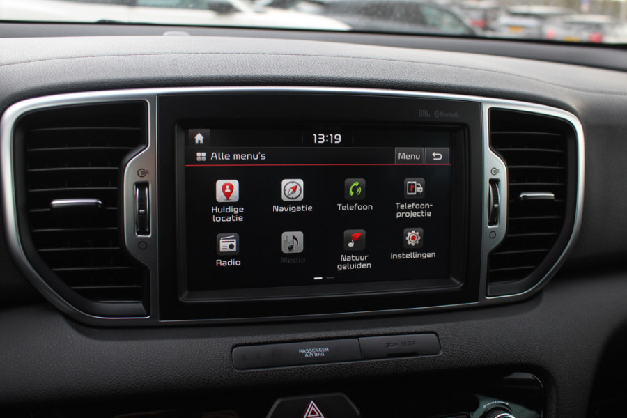 Kia Sportage 1.6 GDI DynamicLine / Camera / Leder / Navigatie / 17'' / Stoelverwarming / DAB / Cruise Control