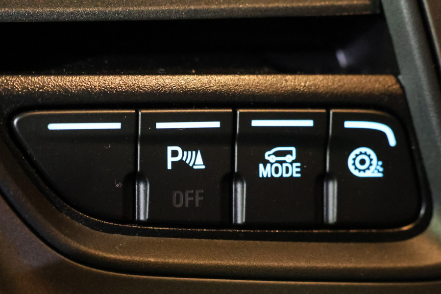 Ford Transit Custom 320 2.0 TDCI 170 PK L2H1 Raptor Edition | Bi-Xenon | CarPlay | ACC | Navigatie | Camera | Stoelverwarming | Dodehoek detector | DAB | Werkplaatsinrichting | 3-Zitter | Dealer onderhouden | Nieuwe APK