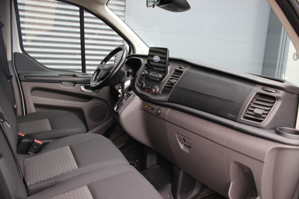 Ford Transit Custom 320 2.0 TDCI 170 PK L2H1 Raptor Edition | Bi-Xenon | CarPlay | ACC | Navigatie | Camera | Stoelverwarming | Dodehoek detector | DAB | Werkplaatsinrichting | 3-Zitter | Dealer onderhouden | Nieuwe APK