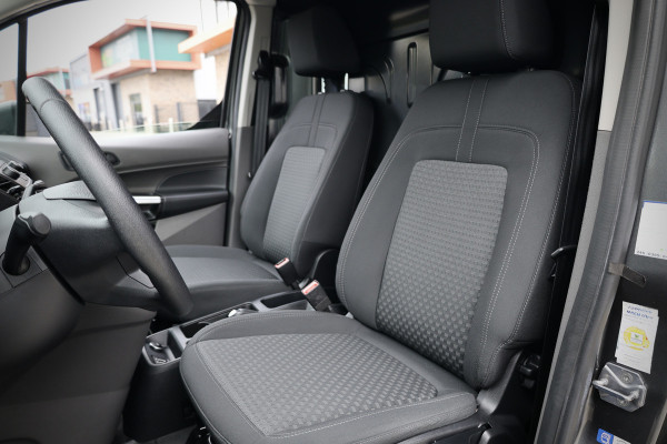 Ford Transit Connect 1.5 EcoBlue L2 | Navigatie | Camera | CarPlay | Stoelverwarming | Trekhaak | Airco | Nieuwe APK | Dealer onderhouden