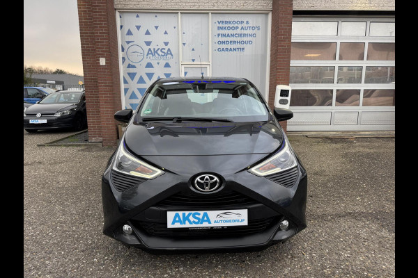 Toyota Aygo 1.0 VVT-i x-play Automaat Sportvelg Camera CarPlay, Airco Garantie