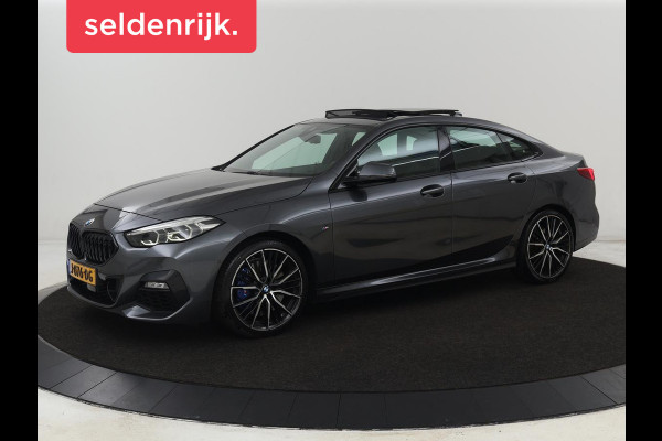 BMW 2 Serie Gran Coupé 218i M Sport | Panoramadak | Stoelverwarming | Camera | Sfeerverlichting | Carplay | Navigatie | Sportstoelen | Park Assist | Live Cockpit | Climate control