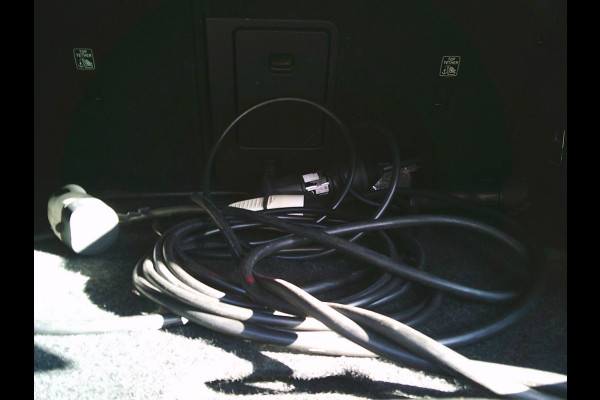 Polestar 2 Long Range Dual Motor Launch Edition 78kWh INKLUSIEF  21% MWST I 1e HAND SCHECKHEFT GEPFLEGT I UNFALLFREI