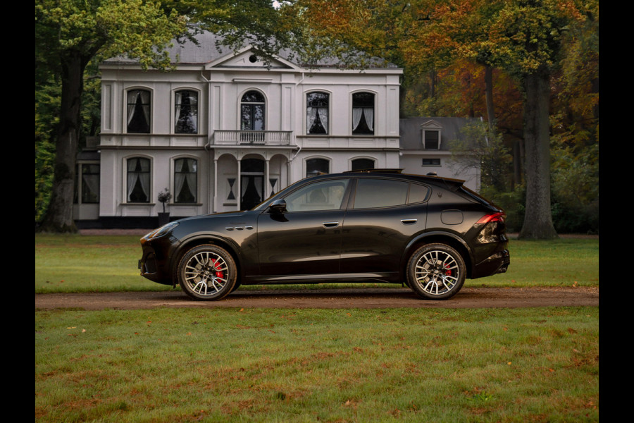 Maserati Grecale Modena 330pk | Pano-dak | Sonus Faber | 360 cam | Stoelventilatie | Head-up