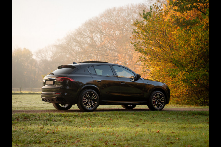 Maserati Grecale Modena 330pk | Pano-dak | Sonus Faber | 360 cam | Stoelventilatie | Head-up