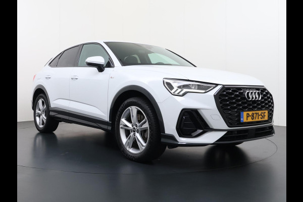 Audi Q3 Sportback 45 TFSI e S Edition VAN: €36.900,- VOOR: €31.877,- UW EINDEJAARSVOORDEEL: €5.023,- | PLUG IN HYBRIDE||2x S-LINE BINNEN + BUITEN| ADAPTIVE CRUISE| DODE HOEK | ELEK. TREKHAAK| DIG. DASH|