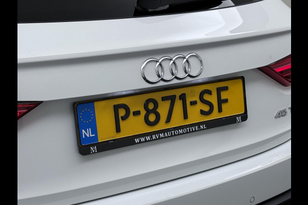 Audi Q3 Sportback 45 TFSI e S Edition VAN: €36.900,- VOOR: €31.877,- UW EINDEJAARSVOORDEEL: €5.023,- | PLUG IN HYBRIDE||2x S-LINE BINNEN + BUITEN| ADAPTIVE CRUISE| DODE HOEK | ELEK. TREKHAAK| DIG. DASH|
