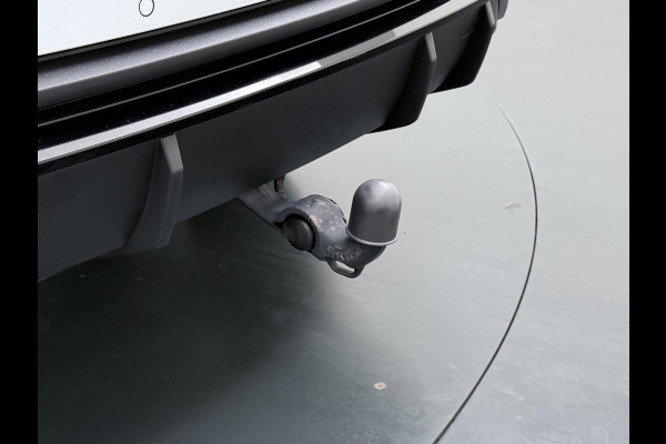 Audi Q3 Sportback 45 TFSI e S Edition VAN: €36.900,- VOOR: €31.877,- UW EINDEJAARSVOORDEEL: €5.023,- | PLUG IN HYBRIDE||2x S-LINE BINNEN + BUITEN| ADAPTIVE CRUISE| DODE HOEK | ELEK. TREKHAAK| DIG. DASH|