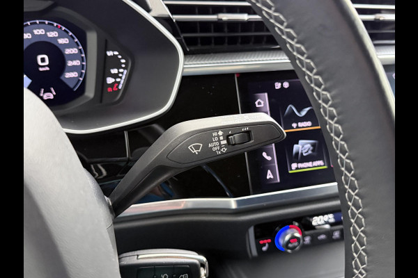 Audi Q3 Sportback 45 TFSI e S Edition VAN: €36.900,- VOOR: €31.877,- UW EINDEJAARSVOORDEEL: €5.023,- | PLUG IN HYBRIDE||2x S-LINE BINNEN + BUITEN| ADAPTIVE CRUISE| DODE HOEK | ELEK. TREKHAAK| DIG. DASH|