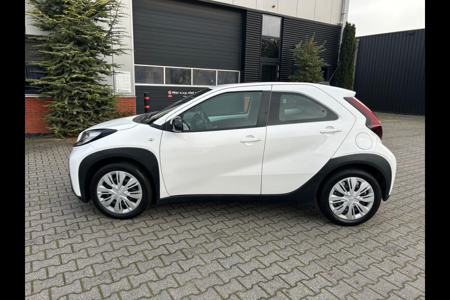Toyota Aygo X 1.0 VVT-i MT Play BTW / NL Auto