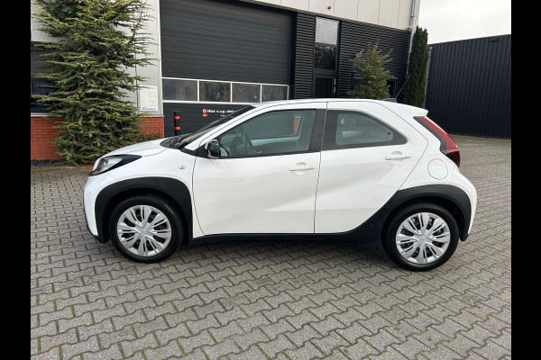 Toyota Aygo X 1.0 VVT-i MT Play BTW / NL Auto
