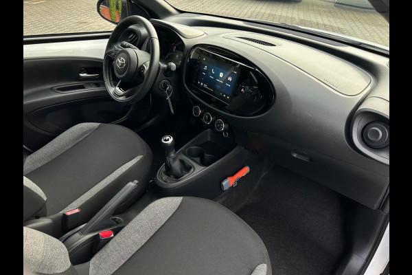 Toyota Aygo X 1.0 VVT-i MT Play BTW / NL Auto