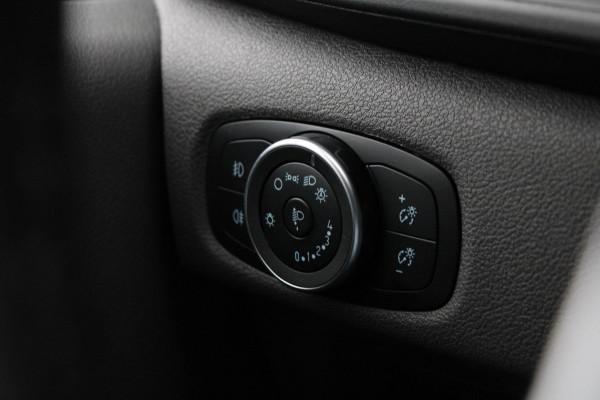 Ford Transit Custom 300 2.0 TDCI L1H1 Trend 130pk | SCI | Adaptieve Cruise | Sync 3 Navigatie | Voorruit verwarming