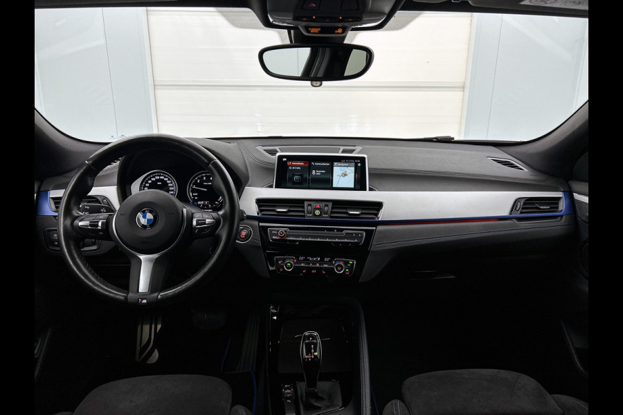 BMW X2 SDrive20i High Executive M-Sport (Dealer OndH, Navi, Camera, StoelV, Parkeerhulp, Etc)