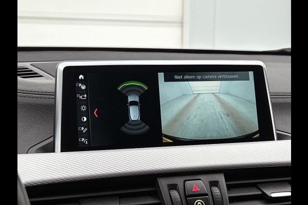 BMW X2 SDrive20i High Executive M-Sport (Dealer OndH, Navi, Camera, StoelV, Parkeerhulp, Etc)