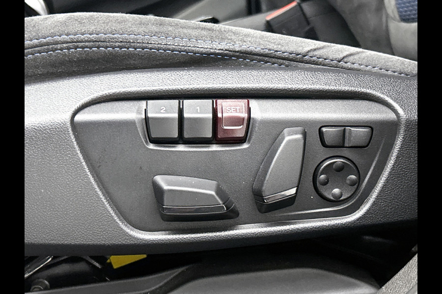 BMW X2 SDrive20i High Executive M-Sport (Dealer OndH, Navi, Camera, StoelV, Parkeerhulp, Etc)