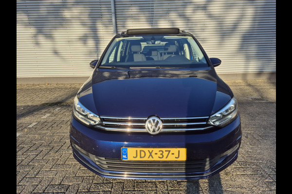 Volkswagen Touran 1.5 TSI Automaat Comfortline Business 7p LEd,Panorama,Nav/Camera